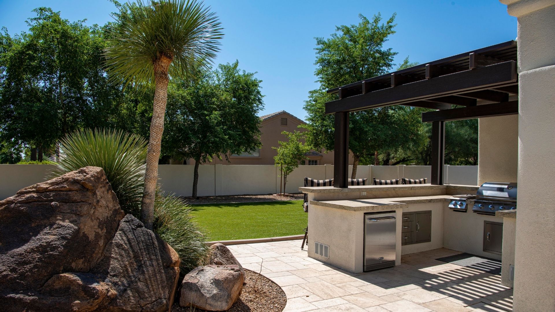 Térkövezés kalkulátor és öntözőrendszer Érd