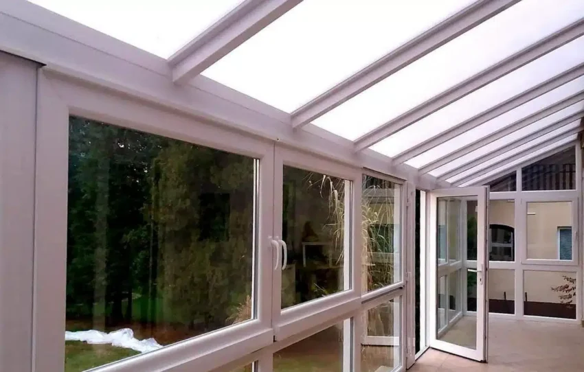 Polikarbonát terasz oldalfal a Caribi Télikert Kft.-től